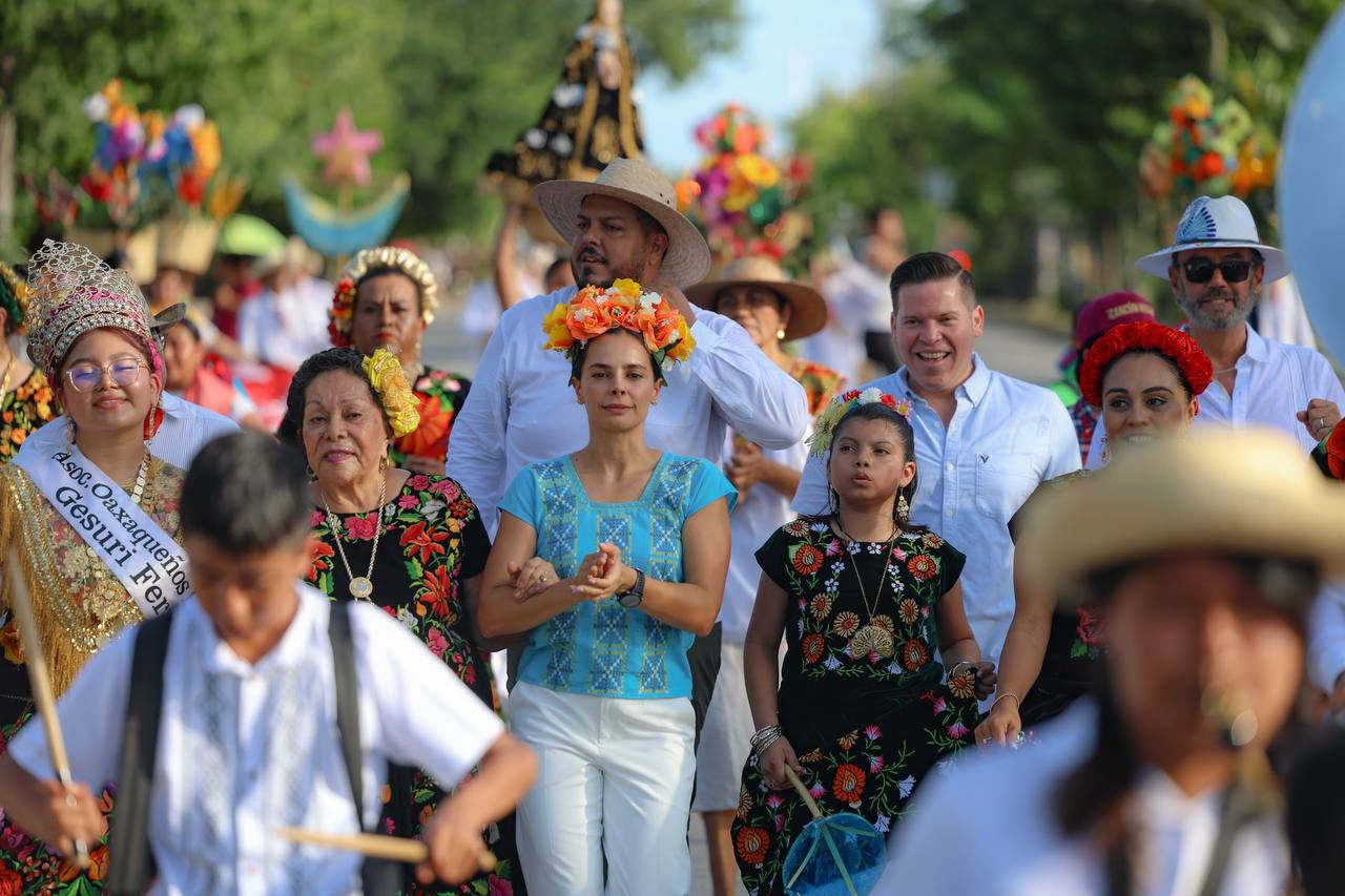 uploads/6/32/01 (2133).Jpeg